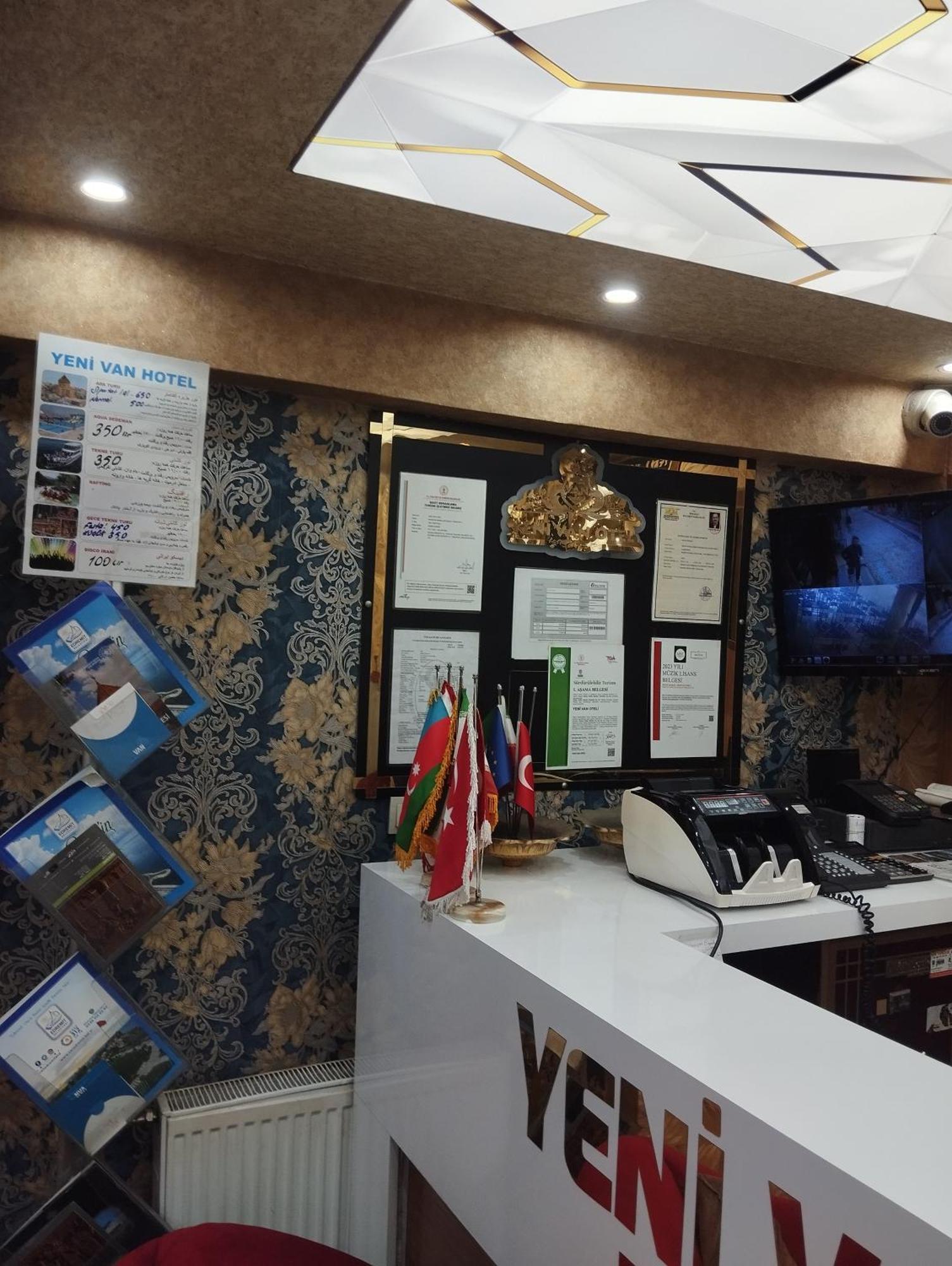 Yeni Van Otel Bostanici Ngoại thất bức ảnh