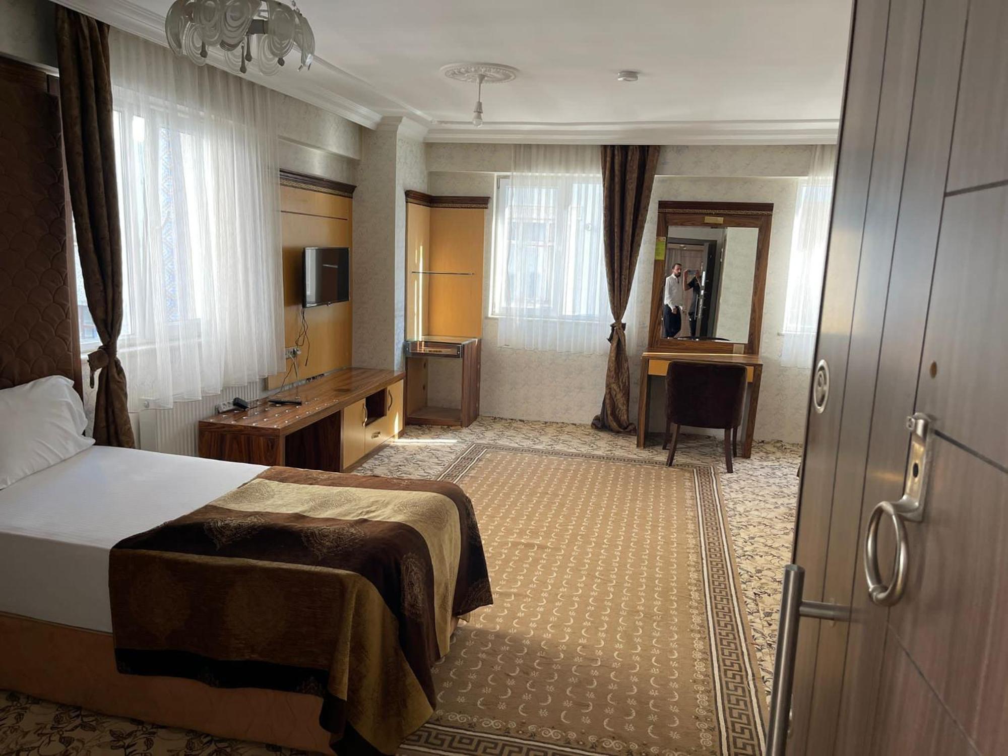 Yeni Van Otel Bostanici Ngoại thất bức ảnh